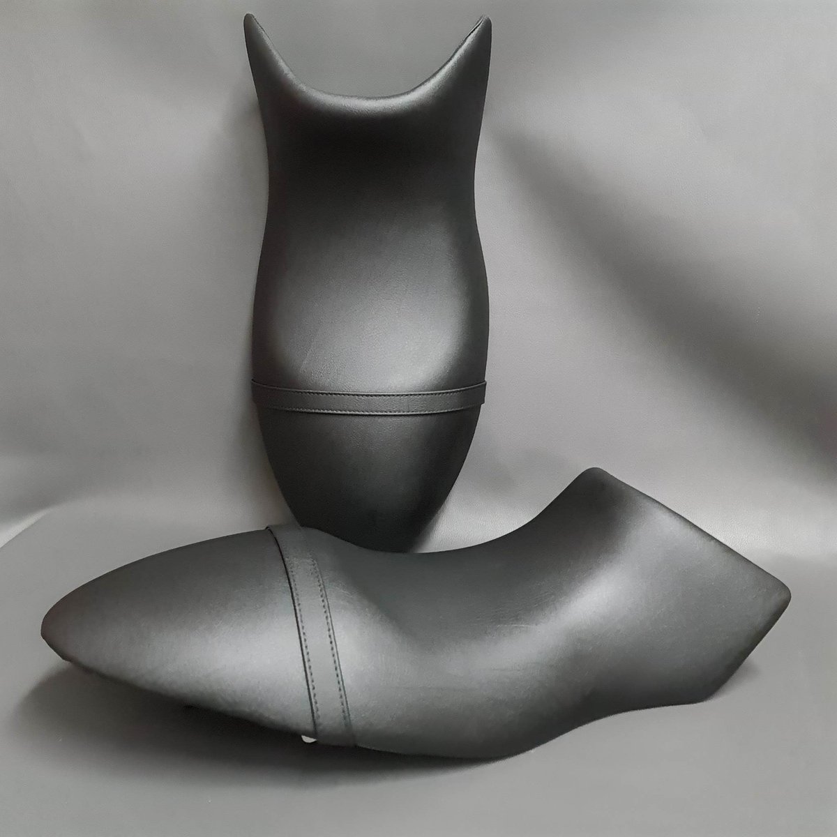 The new complete seats for the Buell XB 9/12 models are almost ready twinmotorcycles.nl/webshop/artike…