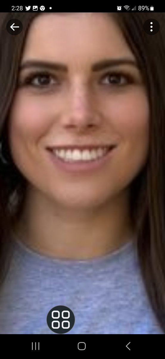 FirstPogMoThoin's tweet image. What's with the teeth, Bugs? 
#overbite much? 
It looks like it hurts 
#ignorant 🐄