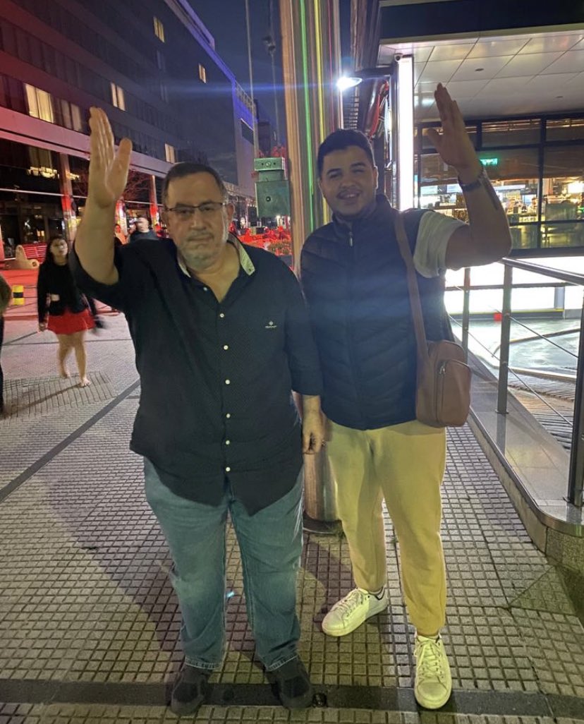 lovera_rubend's tweet photo. Encontrarse a @CarlosMaslaton en puerto madero es signo de que el bull market apenas está empezando. Proceda! https://t.co/EeB2Q8pDiv