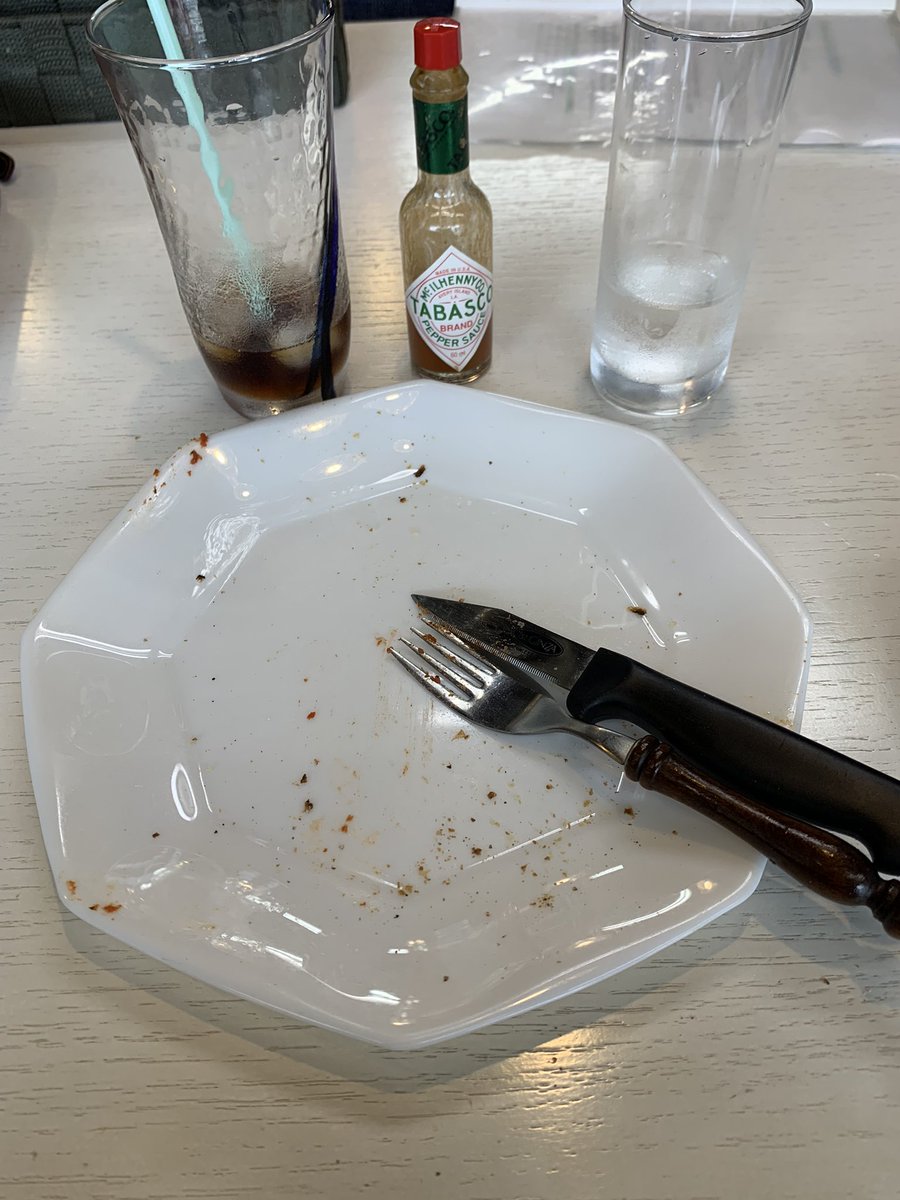 AshAshida90071's tweet photo. 宇野にあるカフェのロベルトウーノ
国道430号線の日に因みマリナーラピザが半額に（写真を忘れました）
マスターはイタリア🇮🇹帰り（しかもサッカープレイヤー!）の伊達者　
ジェラート🍨も美味しいです

#ロベルトウーノ #cafegelato  #玉野市築港 #宇野 #倉敷市議会議員 #あしだ泰宏 https://t.co/mGr87Y5V7o