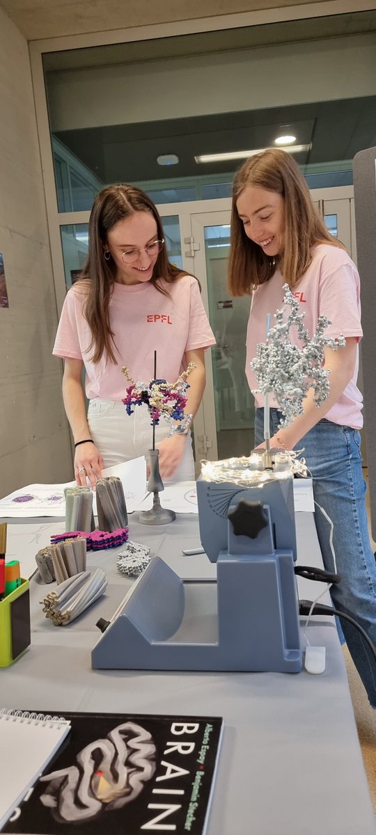 LashuelNeuroLab (@lashuellab) on Twitter photo Second day of #PortesOuvertesEPFL! Come visit our booth <a href="/epflSV/">EPFL Life Sciences</a>
Take a journey from how it feels to have Parkinson's tremor, to what we study in cells, and zoom into protein models 🧠
And try to write a protocol to make Nutella sandwich (spoiler: not as easy as it sounds! 🤯) Second day of #PortesOuvertesEPFL! Come visit our booth <a href="/epflSV/">EPFL Life Sciences</a>
Take a journey from how it feels to have Parkinson's tremor, to what we study in cells, and zoom into protein models 🧠
And try to write a protocol to make Nutella sandwich (spoiler: not as easy as it sounds! 🤯)