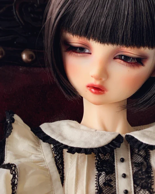 ちびくまのサイズをみるために、ゴールデンウィークなのに摩矢ちゃんにバイトしてもらう。 面倒くさそうな感じが可愛過ぎる。 #S_chinomake