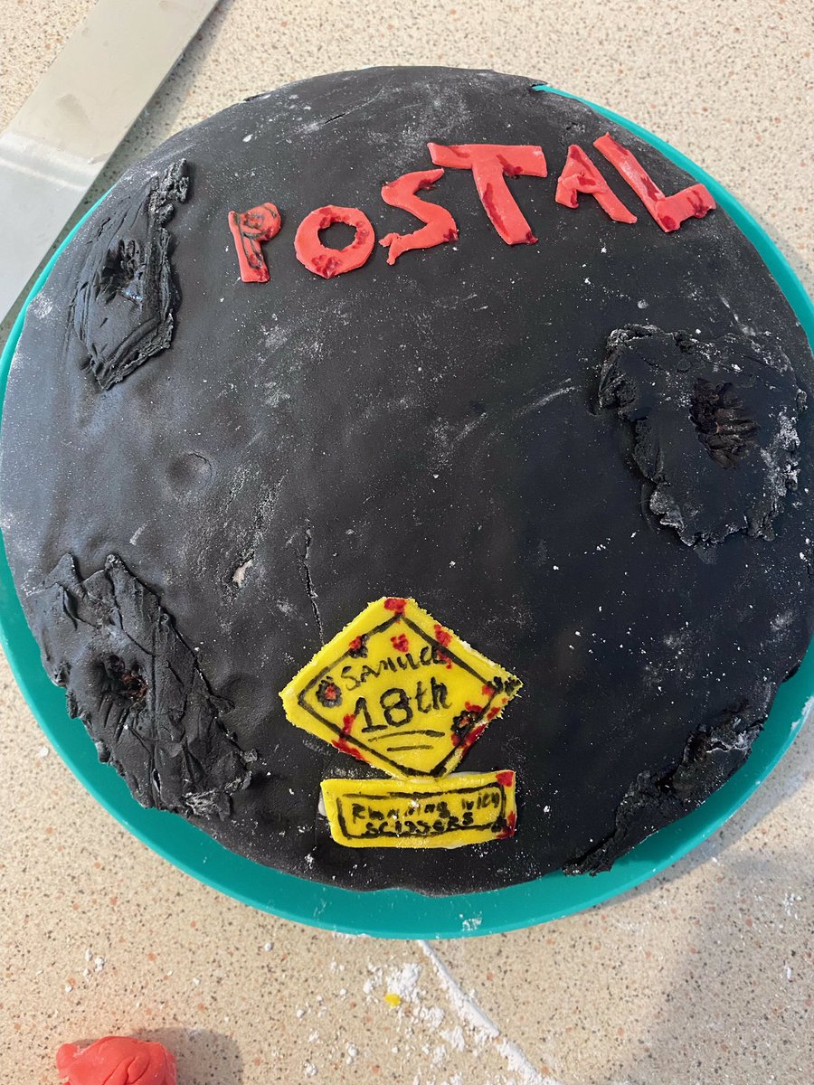 SamuelTheBunny's tweet photo. For my 18th birthday today I made a postal based cake, honestly a WIN tbh I love this silly game FR!!! So I had to do this!! @RWSstudios I regret nothing tbh https://t.co/lQhNY5iA8I