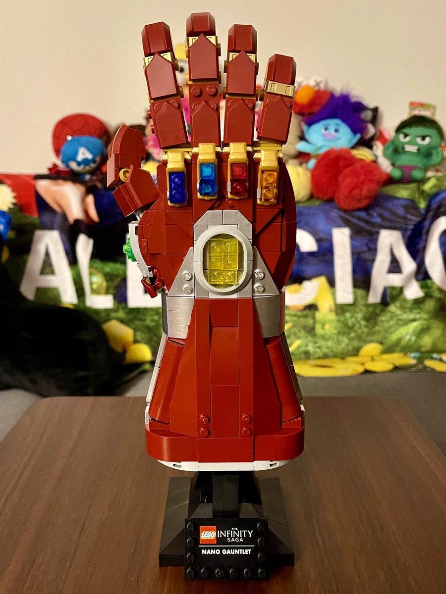 PosterBoyDru's tweet photo. #MARVEL #AVENGERS #IRONMAN #TONYSTARK #NANOGAUNTLET #INFINITYSTONES #LEGO https://t.co/XvlJvyAaEC