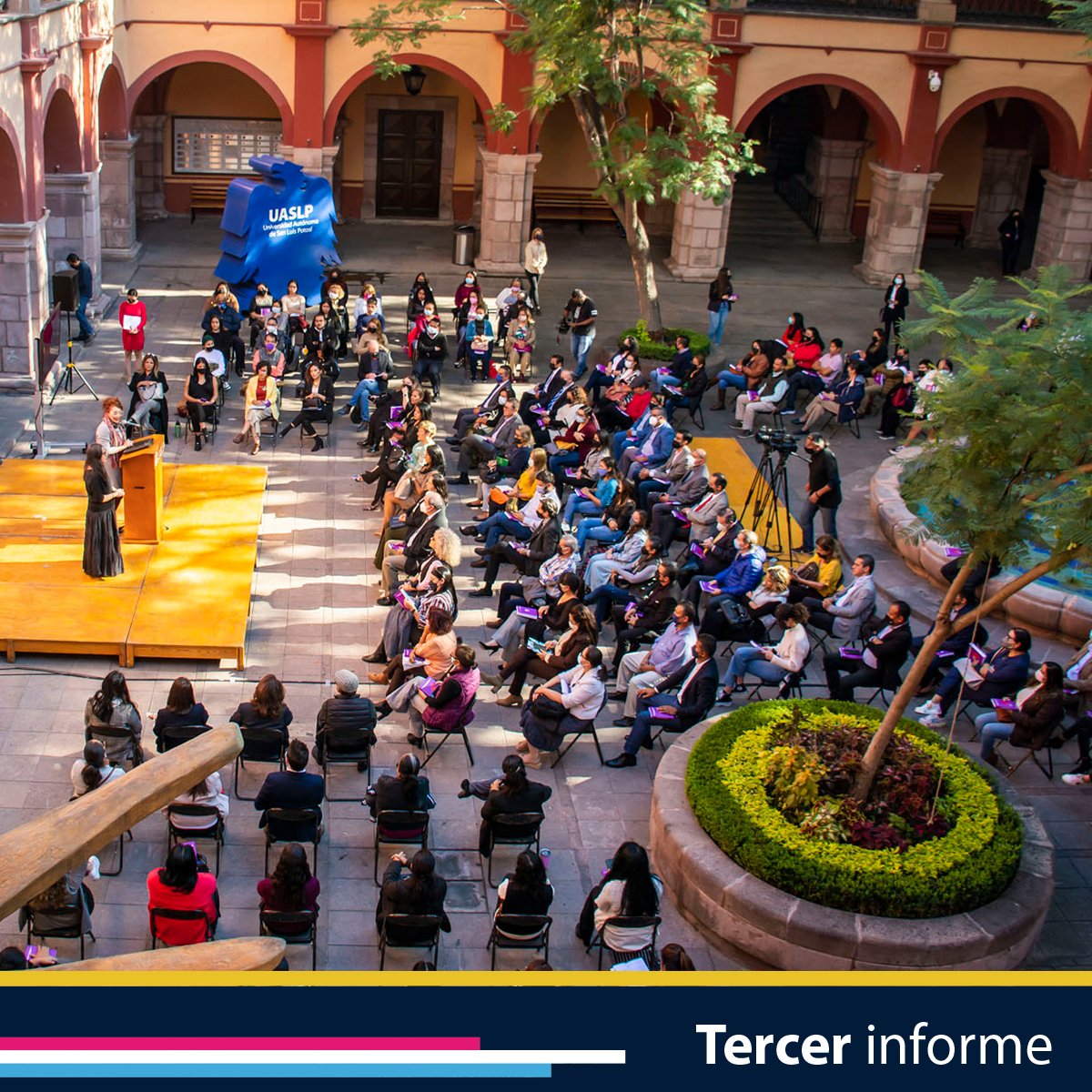 LaUASLP's tweet photo. 🟨 En un ejercicio inédito, coordinado por la @DDU_UASLP y Rise Up México, se presenta el diagnóstico “Violencia en Espacios Universitarios: género, masculinidades e inclusión”.
#InformeUASLP 🦅
Para más información consulta: https://t.co/Cees5HUwrv https://t.co/0sefAvfcwe