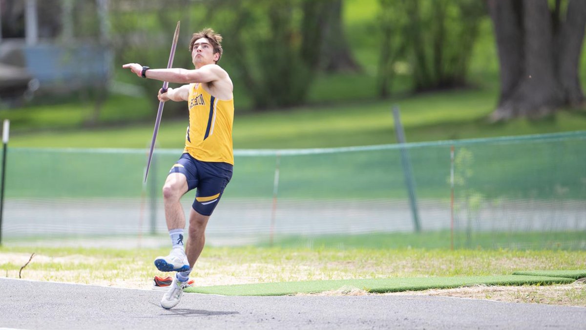 CarletonKnights's tweet photo. Ian Mortensen (pictured) and Noah Ecklersley-Ray finished 1-2 in the javelin as Carleton Men's Track & Field took fifth out of 15 teams at the Rider/Bolstorff Invitational.
Recap: https://t.co/1beRNuAxvS
#d3ft https://t.co/VLTpN5gdEH
