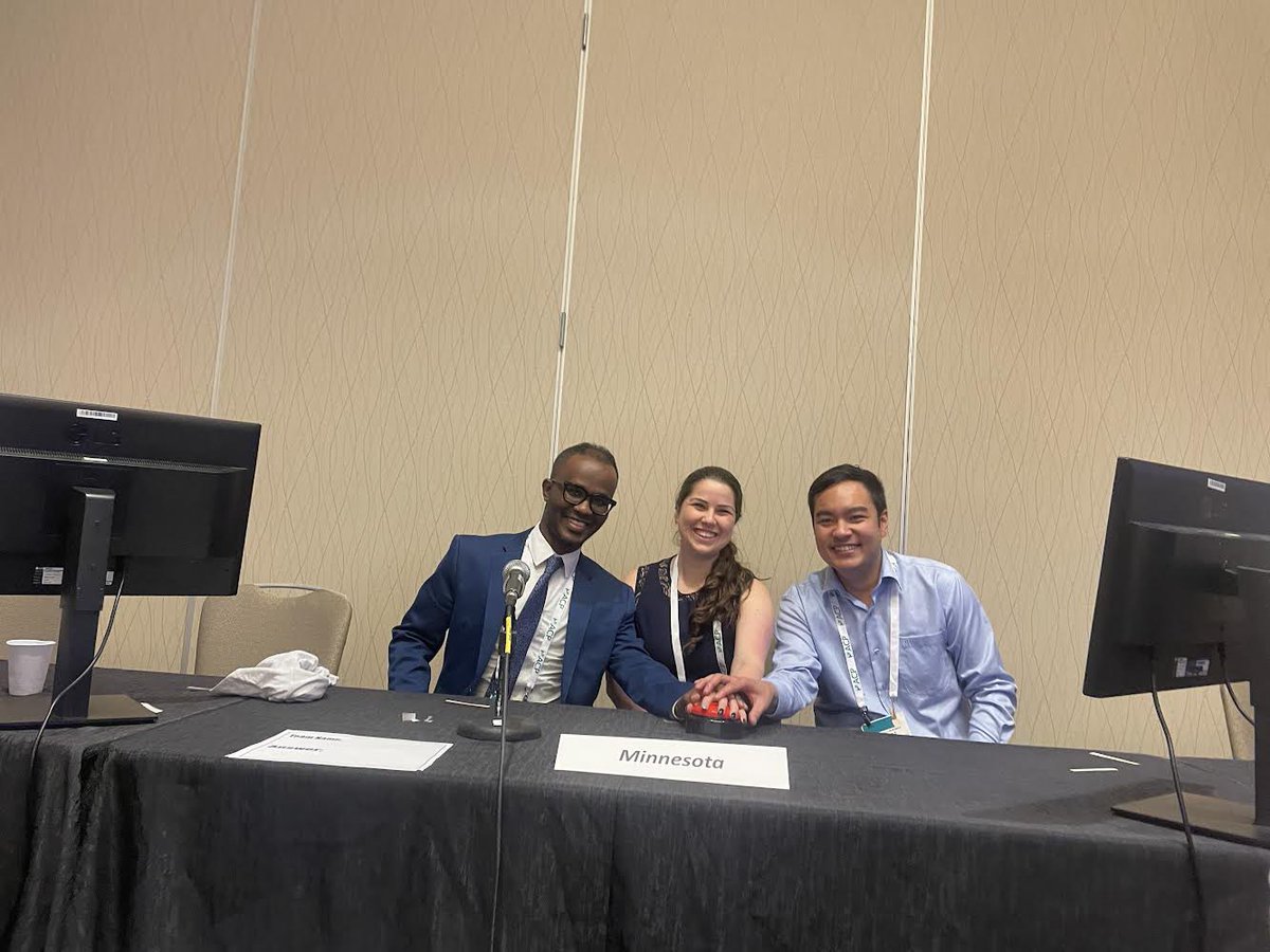 TesfaEr's tweet image. Great ACP conference @ACPIMPhysicians with amazing Doctors Dilemma team Minnesota ; Sara and @TChaikijurajai . Thank you @umnmedresidency and @mn_acp for the opportunity!