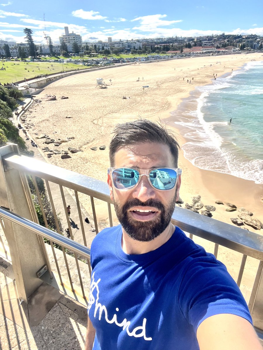 A mix of walk & run today for a collective 19km - so 50km total this weekend. Happy with that. Sun was shining and I’m proud to wear my @MindCharity t-shirt down in Bondi! Loving Sydney 😎 @UKRunChat @VeganRunnersUK @TheGreenRunnerz @runningpunks #ultratraining #SundayFunday