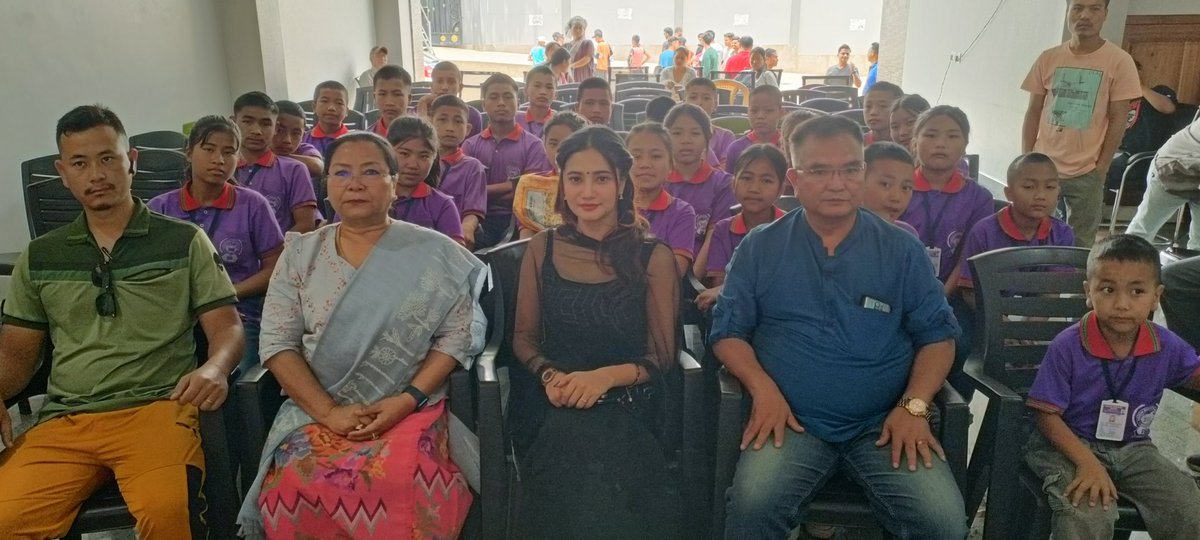 KipgenNemcha's tweet photo. “Mann Ki Baat' programme is a reflection of 'Mann Ki Baat' of crores of Indians, it is an expression of their feelings.”
Delighted to listen to the insightful thoughts of our Hon’ble PM Shri @narendramodi Ji on the #MannKiBaat100 at my residence at Kangpokpi along with young students, Ms. Soma, a renowned Manipuri Actress, Kangpokpi Mandal amongst others.