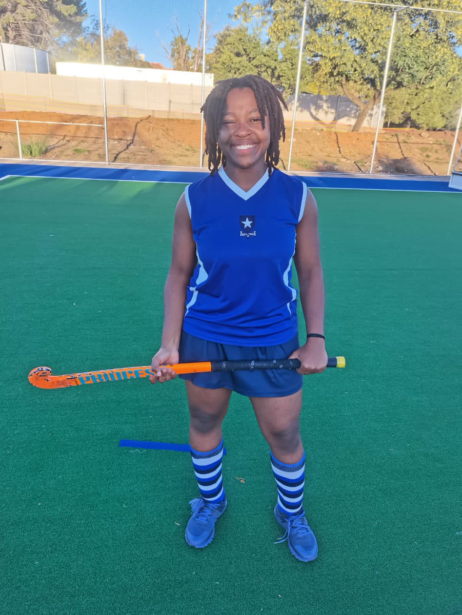 FoundationTag's tweet photo. Tagger Sima Komane🩷🏑
Representing @parktown_girls
1st XI and our #tagtribe at All Girls Fest!
Proudly Parktown💙
#tagpride💗 #changemakers #worldshakers #thefuturethrougheducation https://t.co/abAit4z8Lb