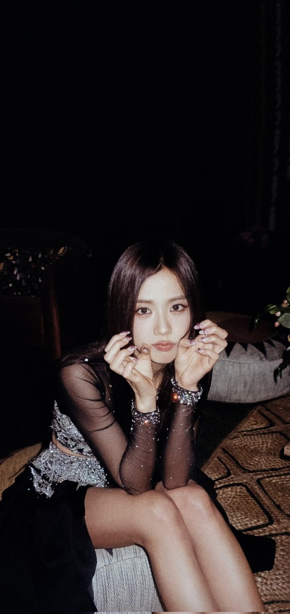 ImBlink04's tweet photo. Jisoo wallpapers 💜
#jisoo  #blackpink #jisoowallpapers #지수 #블랙핑크
#PINKCHELLA 
✨EXTENDED WALLPAPERS VER ✨ https://t.co/BFIVitPReo