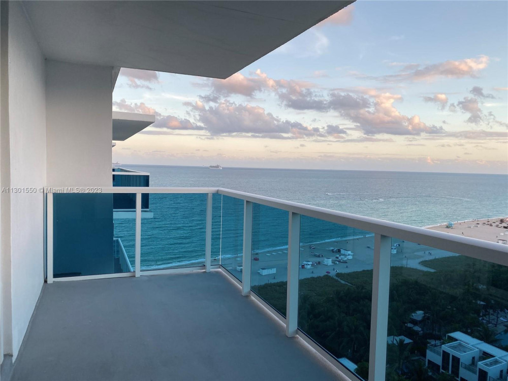 wilkre's tweet image. 2301 Collins Ave #PH5, Miami Beach, FL 33139

For Rent $8250 Directly on the ocean, Penthouse at Roney Palace. furnished. Annual lease. Rare opportunity for largest 2/2 at 1480 sq. Ft. Marble floors,  ocean view. The Roney Palace boasts 3 Heated ocean...
wilkrealestate.com/2301-collins-a…