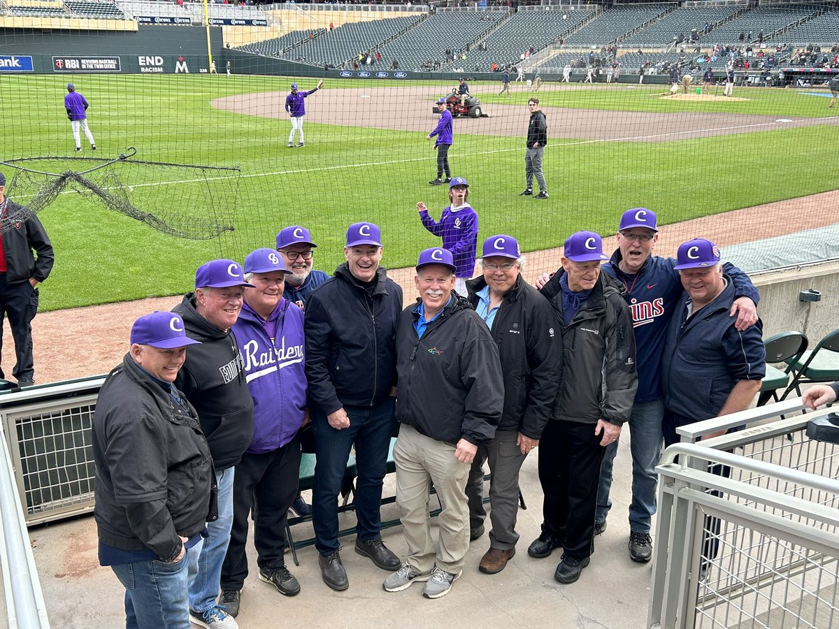 CDH_Raiders's tweet image. Great day at Target Field. Class or 73 was also there to celebrate the 50th anniversary of their State Championship. @cdh_baseball #RaiderFamily #CultureCreatesChampions