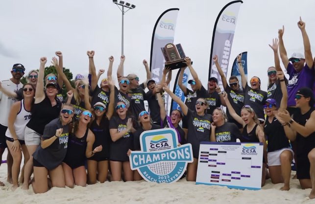 🏆 ¡CAMPEONAS!

🇪🇸 Daniela Álvarez y Tania Moreno se proclaman campeonas de la conferencia CCSA del circuito universitario 🇺🇸 de voley playa con la Universidad Cristiana de Texas

✅ La pareja española ha sido elegida como mejor pareja del año [Daniela 31-1 / Tania 28-1]