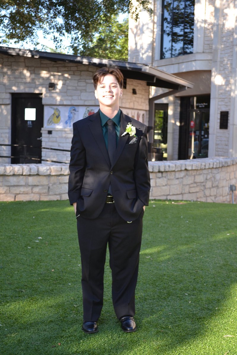 joyce4met's tweet photo. Prom 2023 #MetevierTwins
#Emily #Matthew https://t.co/8jjBDcSp9Y