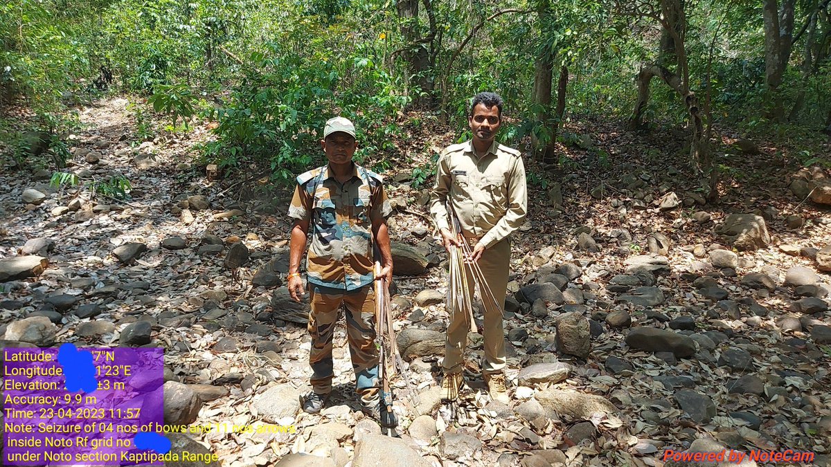 amar_odisha's tweet photo. During patrolling Bows 04 nos &amp; arrows 11 nos seized from poachers while they trying to enter into Noto Rf (STR).The culprits managed to escape.Poaching of wildlife prevented.A case has been registered &amp; investigation is on @BaripadaT 
@CircleRccf 
@PCCFWL_Odisha 
@DM_Mayurbhanj https://t.co/sBDgYMdxKd
