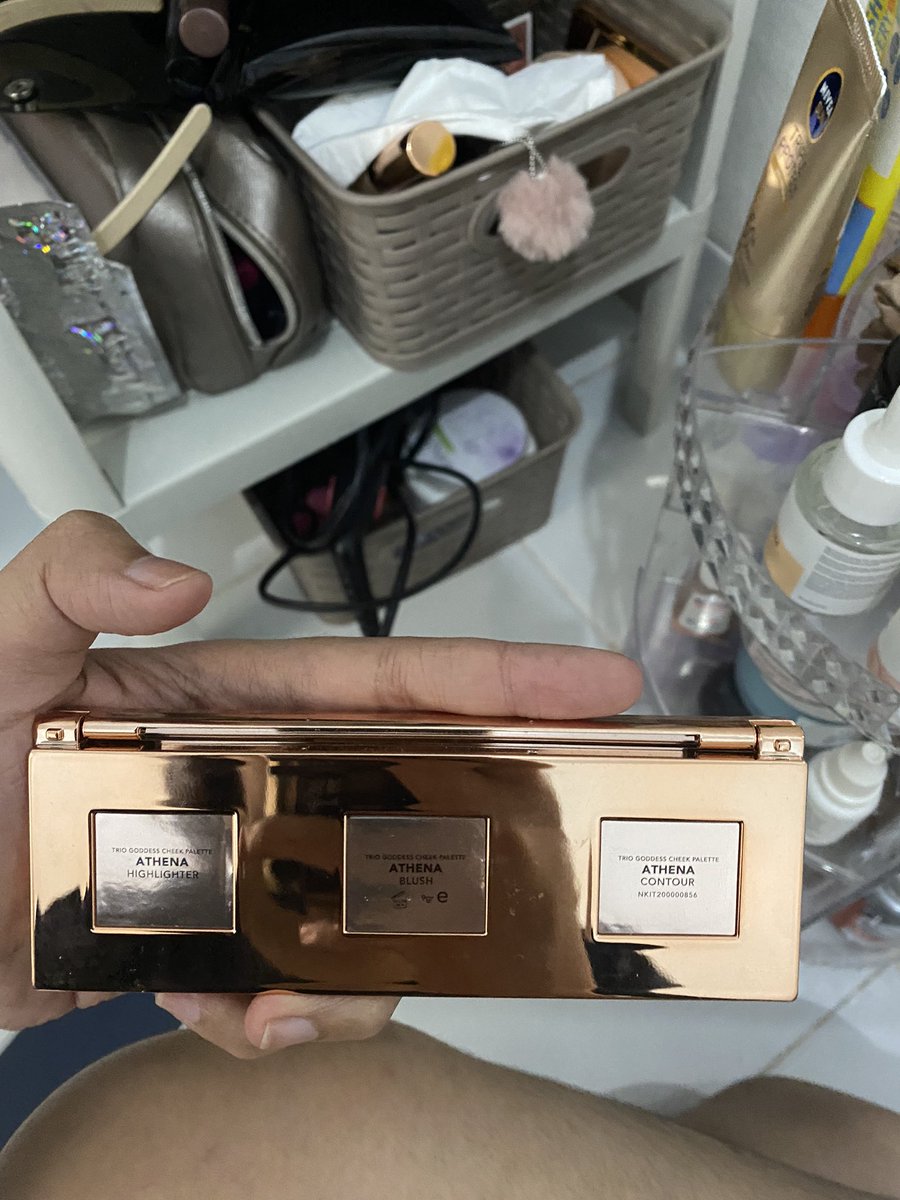 itscaca96's tweet image. Wts Esqa trio goddess cheek palette
Athena

IDR 115k

#zonauang #prelovedmakeup #esqa