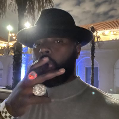VentricFletcher's tweet photo. #NewProfilePic https://t.co/z0e4Mb6I4M