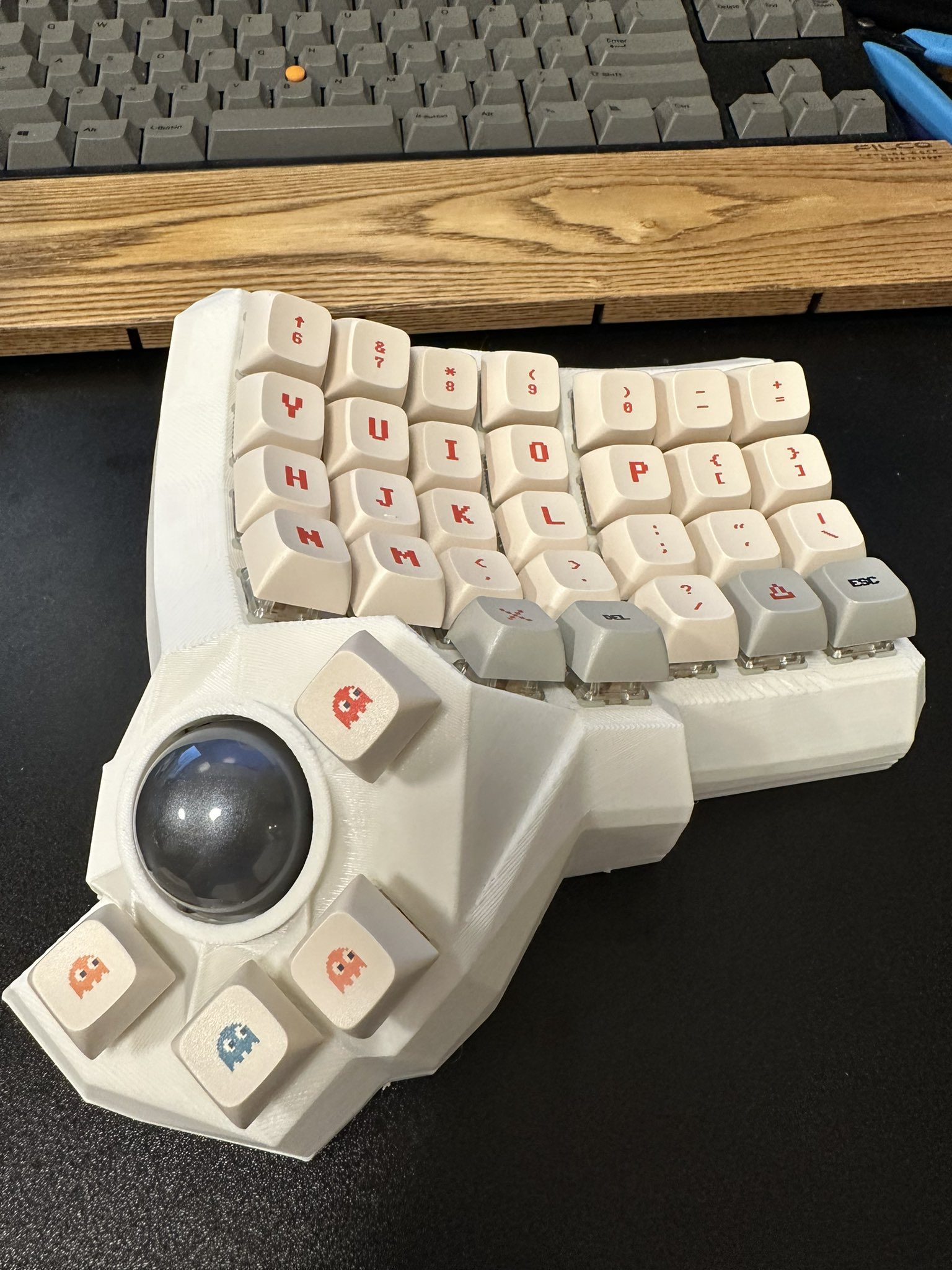 Keyball61 組み立て済み