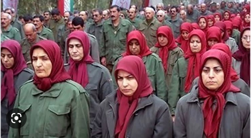 MiddleE90219198's tweet photo. @CTGR8 @IAC_OK @WalidPhares Totalitarian Islamic Mafia of Iran and MEK are two faces of the same coin.
MEK wants to bring secularism for Iran!!😂
#IslamicTerrorists https://t.co/3YAWPwR2nP