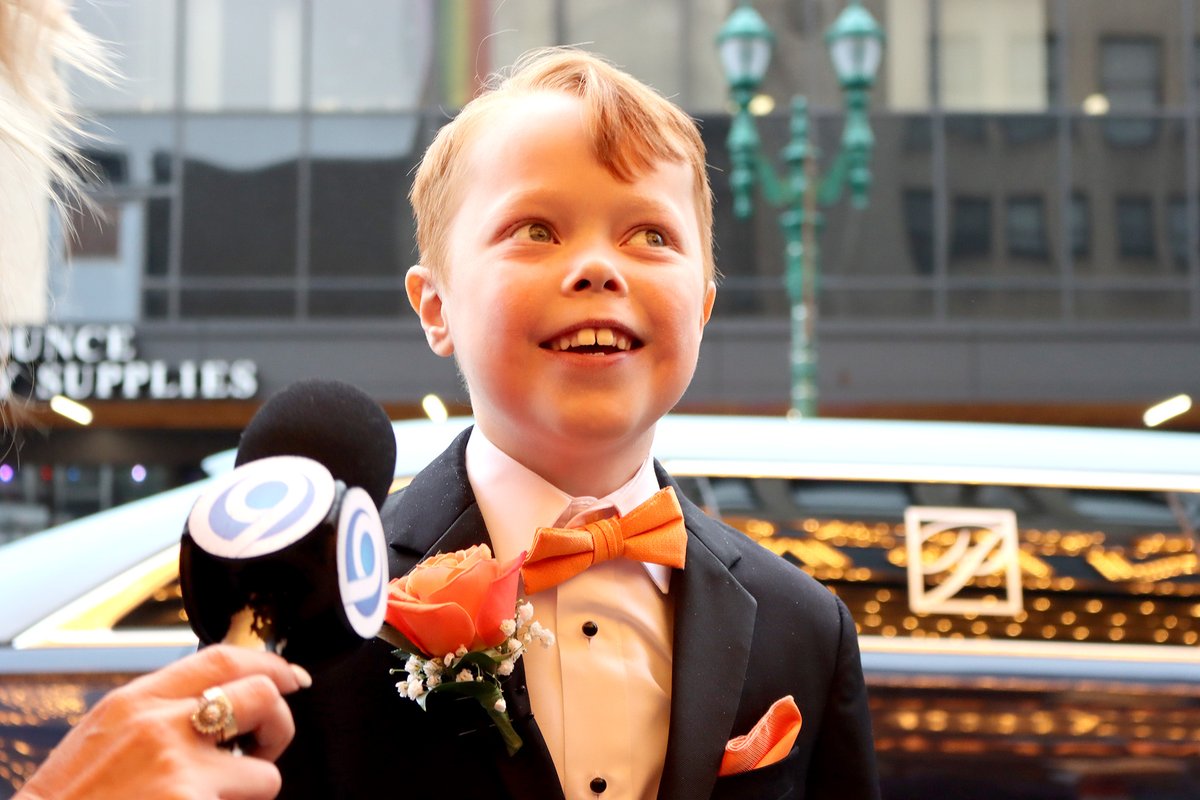 SECSDTweets's tweet photo. A STAR IS BORN!
Thanks to EVERYONE who helped us #PackTheLandmark on Saturday to support SEES 3rd-grader Marshall Sepello's “Marshall Man” movie premiere!
Organizers said this was the largest gathering ever for a Make-A-Wish premiere!
See more on Facebook!
#MarshallMan #WeAreSE https://t.co/spbYqTukii