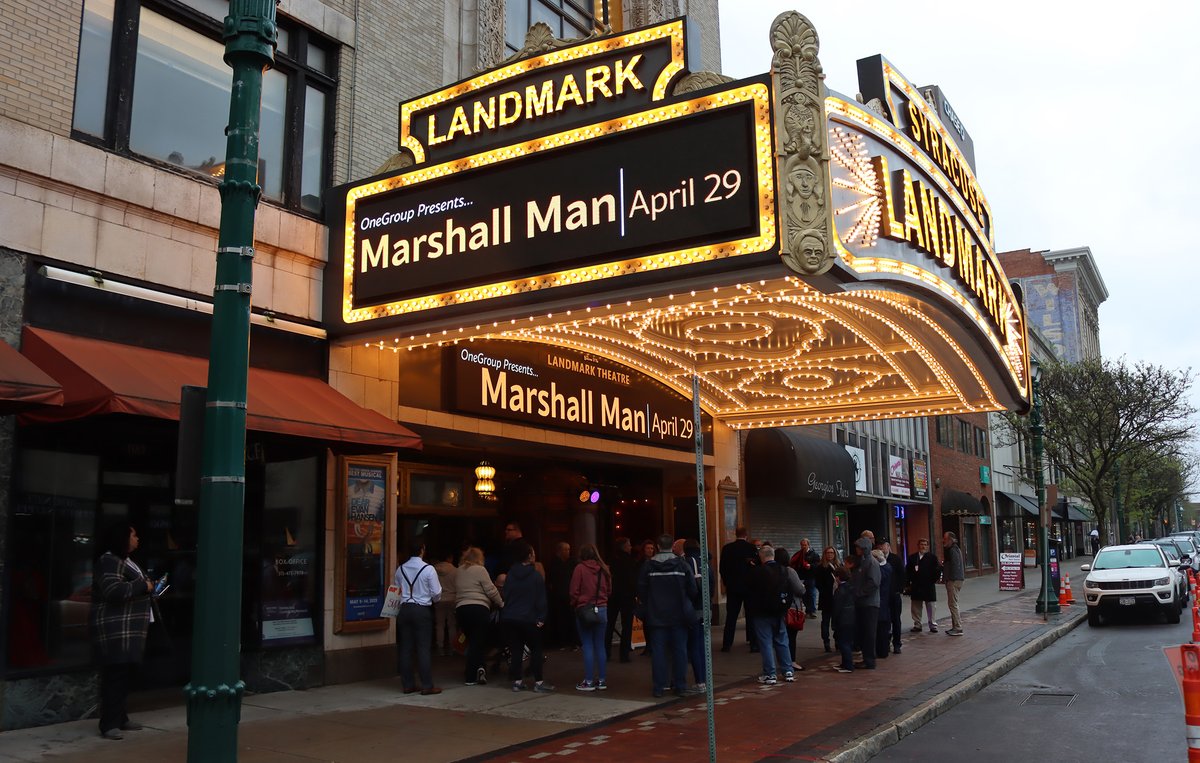 A STAR IS BORN!
Thanks to EVERYONE who helped us #PackTheLandmark on Saturday to support SEES 3rd-grader Marshall Sepello's “Marshall Man” movie premiere!
Organizers said this was the largest gathering ever for a Make-A-Wish premiere!
See more on Facebook!
#MarshallMan #WeAreSE