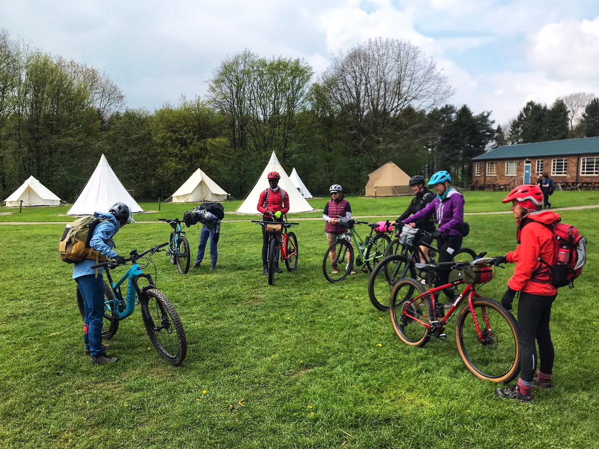 MTBleading's tweet photo. FunMBL course with @AneelaMckenna at the tutor helm. Fantastic contributions by considered learners throughout too #mtbleadership @thornbridgeout @BritishCycling https://t.co/TD438Lom9y