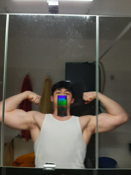 Quit gaming 8 months ago. Bought a new car, I have an amazing new girlfriend, I make a shitload of money and I'm buying a house this spring. I party every weekend, I'm never home. I'm enjoying life. Do yourselves a favor. Stop trying to make gaming a career. It's cringe as fuck.