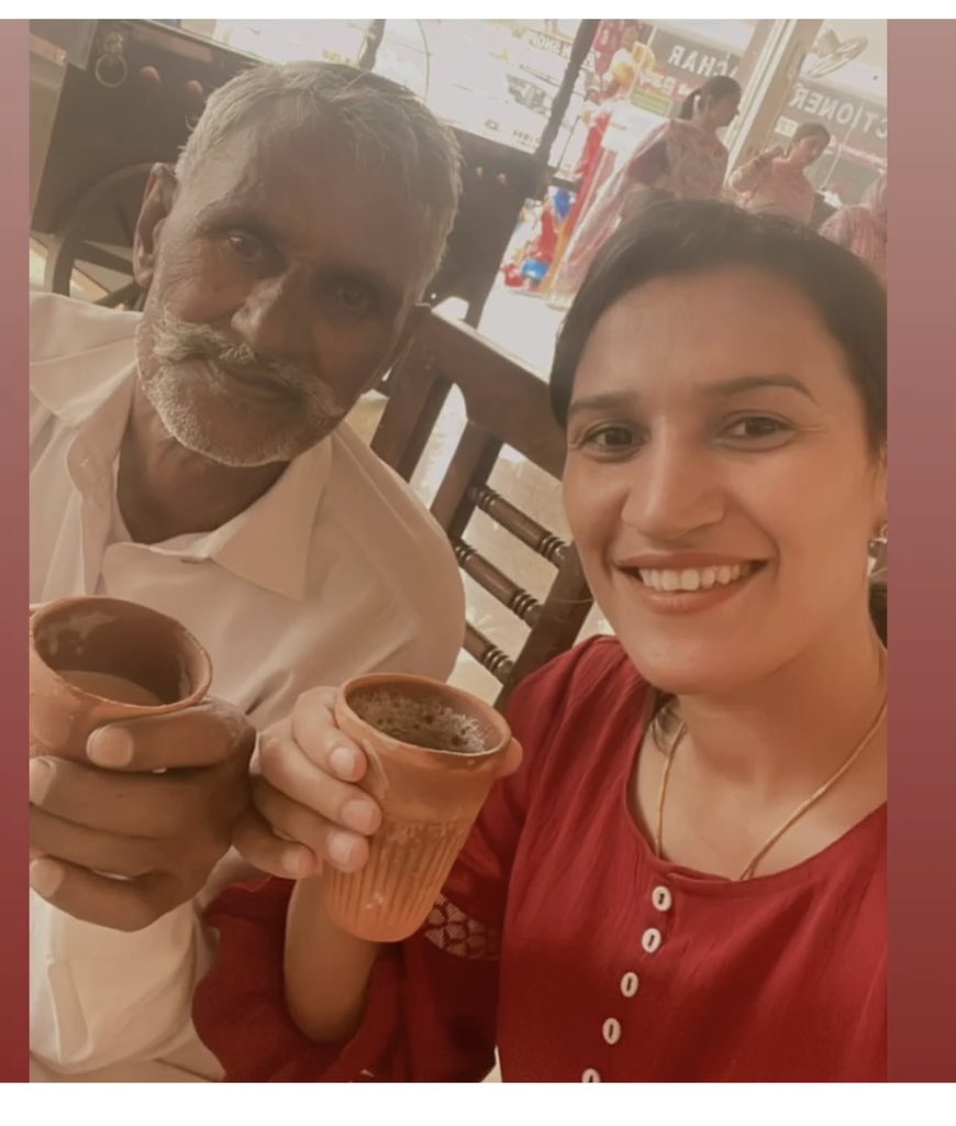 imranirampal's tweet photo. Chai time with my no 1 hero ❤️
#fatherdaughterlove #mybiggestblessing #mybiggestsupportsystem #loveyouforever❤️ #youaremyspecialman💖 https://t.co/GW1Mnl5L2Q