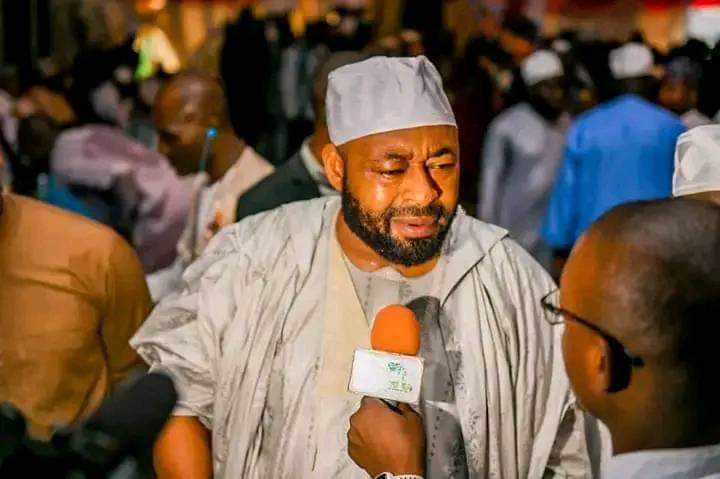 Bagosupportgrup's tweet photo. SECURITY is a priority and is everyone's business.
When you see something say something.
#TakeResponsibilty
#StrongerTogether
May @HonBago continue to succeed Amin. https://t.co/Zq3DRtOaLI