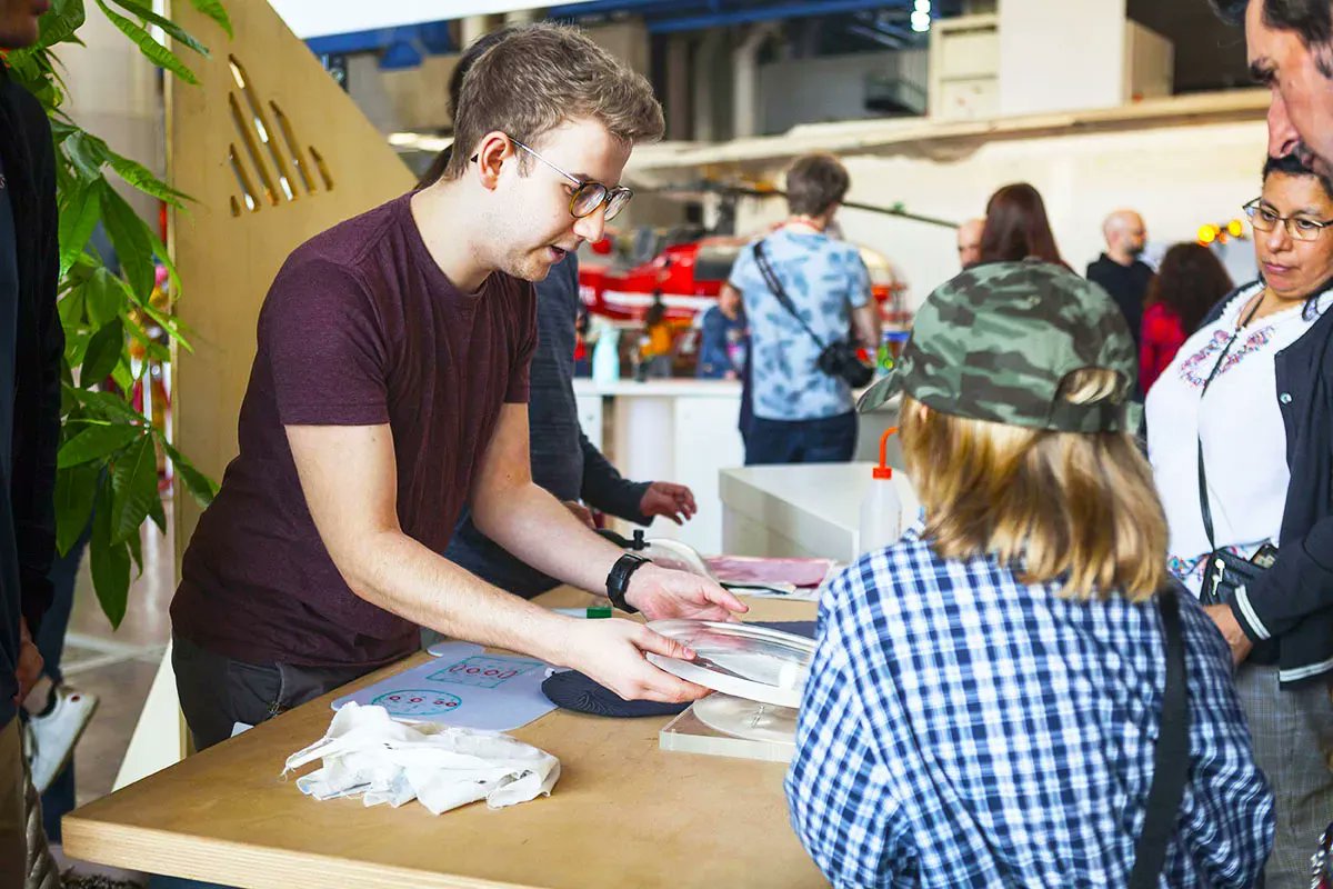 citedessciences's tweet photo. #ScienceInfuse 🔍 Dernier jour pour partir à la rencontre de jeunes chercheurs et chercheuses !

Jusqu'à 17h, ces scientifiques vous proposent des médiations uniques pour explorer avec vous de nombreux sujets scientifiques.

👉 https://t.co/xzAPV7DRj9 https://t.co/EQ3Lzpkqj9
