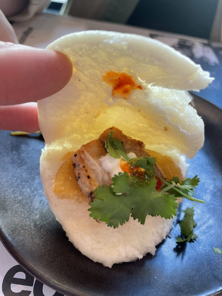 dancing_viper's tweet photo. @wagamama_uk  absolutely disgraceful meal at the Oxford branch yesterday…. £8 for pork belly buns with a tiny 3cm square of pork in … the panko apple was bigger I suggest maybe changing the name of the dish to apple …. Service awful…. ICE COLD. Chicken yakitori served  - HOW? https://t.co/WQBoKrYhZ1