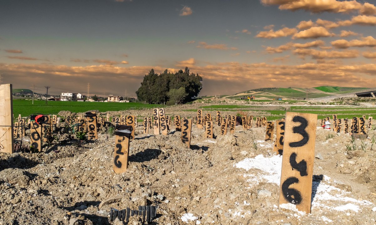 Günaydın.
Geliri tamamen Hatay/ Antakya depremzede yurttaşlar için harcanacak olan online, kişiye özel akıllı telefon fotoğrafçılığı eğitimine katılmak isteyenler? Detaylar için bana DM atabilir. Sınırlı kontenjan var. Tweeti yayarsanız sevinirim.
#DepremiUnutmaUnutturma