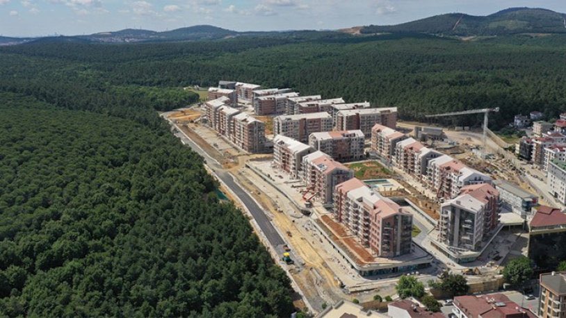 kuzeyormanlari's tweet photo. Bugün itibariyle barajlarımızın doluluk oranı %48,53 (İSKİ)

Yağmurlar Kuzey Ormanları barajlarına dolmuyor çünkü su havzalarımız inşaat tahribi altında can çekişiyor. 

Ya bu yıkımı durduracağız ya susuz ve nefessiz kalacağız. https://t.co/72CI6nulMh