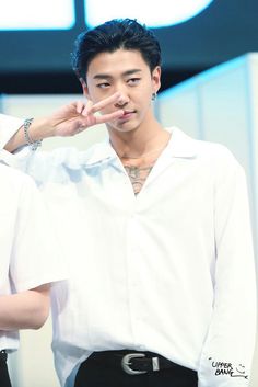 hannabyeol7's tweet photo. Bias challenge

Pick four idols with the type of colour in their outfit

I got White 🤍

Reply for a colour💕 https://t.co/eLGRAMhgxG