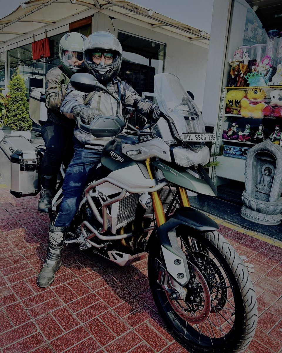 IndiaTriumph's tweet photo. Ride out, together. 

📷: drsdhawan

We ’d love to have your weekend riding photos/ videos. Please share your best photos/ videos by tagging @indiatriumph. Use hashtag #MyTriumphWeekend.

#MakeYourWeekendsMatter #TriumphWeekend #ForTheRide #TriumphCouple #Tiger900 #TriumphTiger https://t.co/0P9PXBdDOs