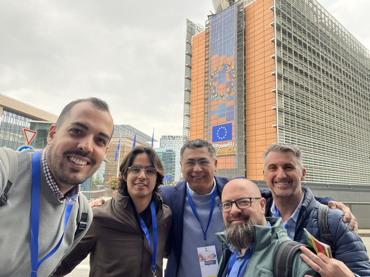 MIGarcia__'s tweet photo. Disfrutando en los paneles de participación ciudadana sobre #LearningMobilityEU de la @EU_Commission y con la mejor compañía @jblasgarcia y @balhisay https://t.co/g5CszfELfn