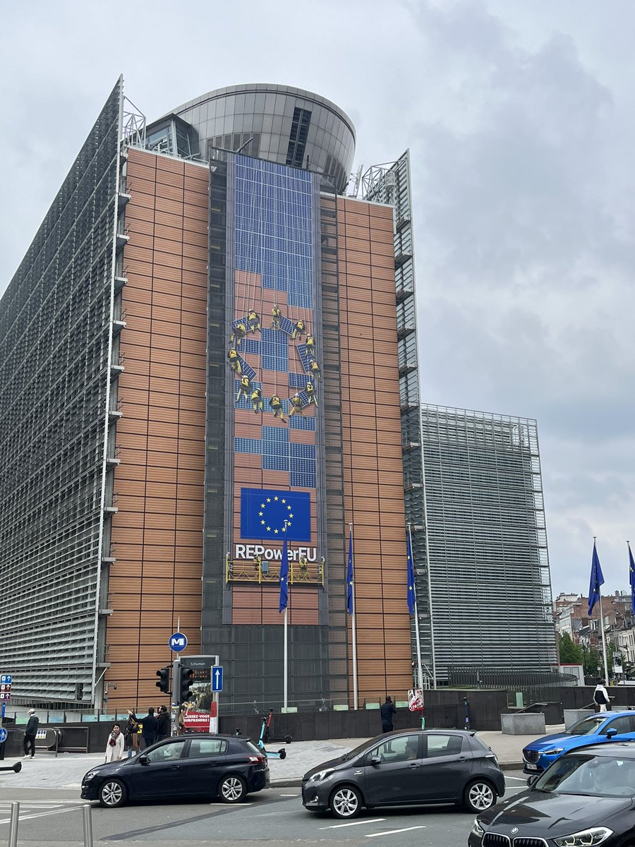 MIGarcia__'s tweet photo. Disfrutando en los paneles de participación ciudadana sobre #LearningMobilityEU de la @EU_Commission y con la mejor compañía @jblasgarcia y @balhisay https://t.co/g5CszfELfn