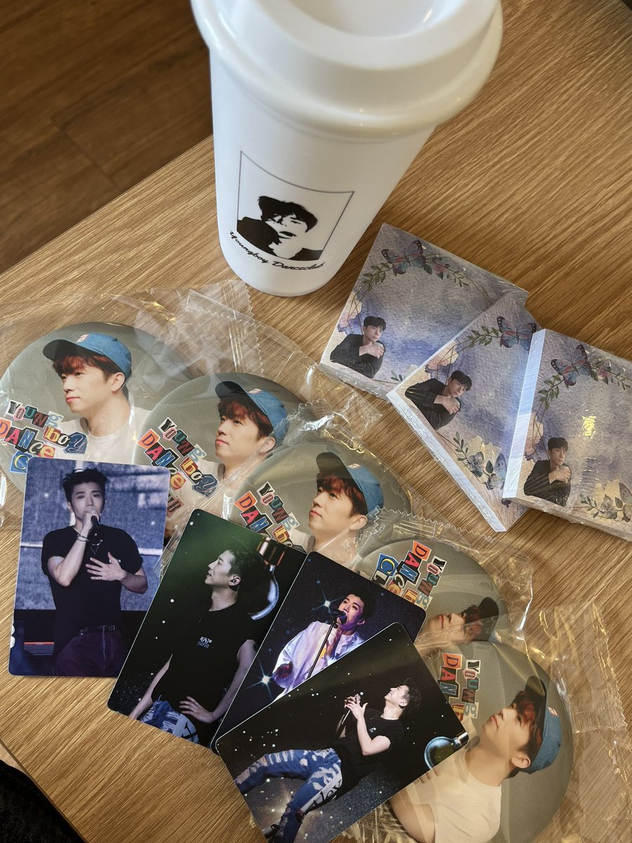 loveu__0115's tweet photo. 카페식스!!! 럭드까지 너무 성공적🥹🥹

#끝나지않는_청춘을_우영이와 https://t.co/Ov1EP5uaAx