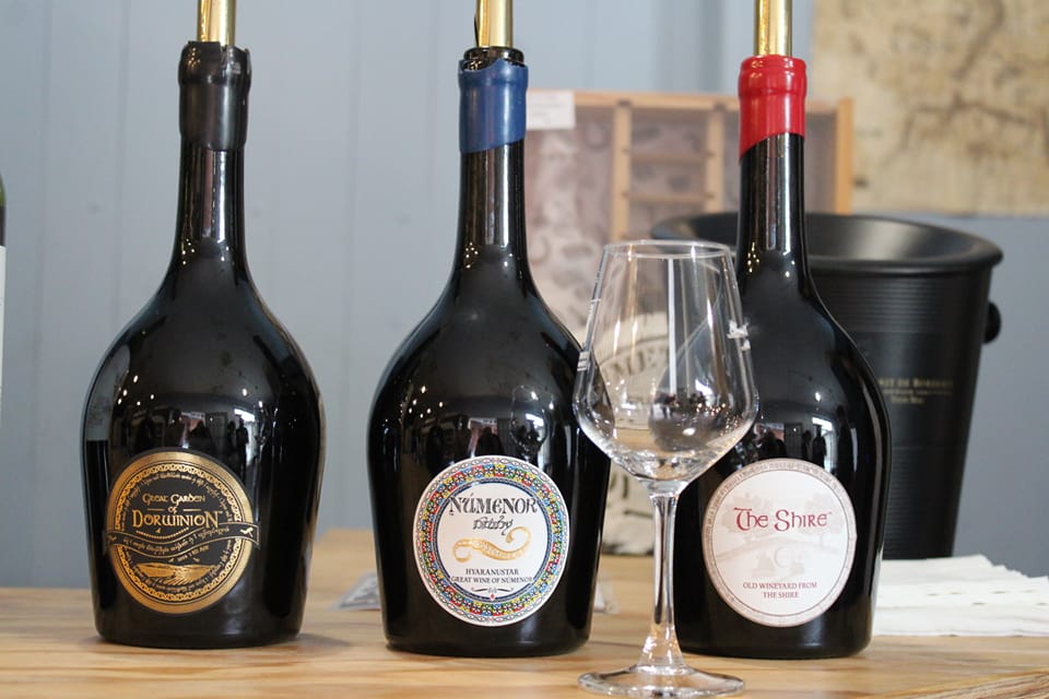 Philippe Belhache (@belhache) on Twitter photo Je fais un métier difficile. <a href="/VignoblesBardet/">Vignobles Bardet</a> #LOTR #LordOfTheRings #LeSeigneurdesAnneaux <a href="/Vinsstemilion/">Vins Saint-Emilion</a> Je fais un métier difficile. <a href="/VignoblesBardet/">Vignobles Bardet</a> #LOTR #LordOfTheRings #LeSeigneurdesAnneaux <a href="/Vinsstemilion/">Vins Saint-Emilion</a>