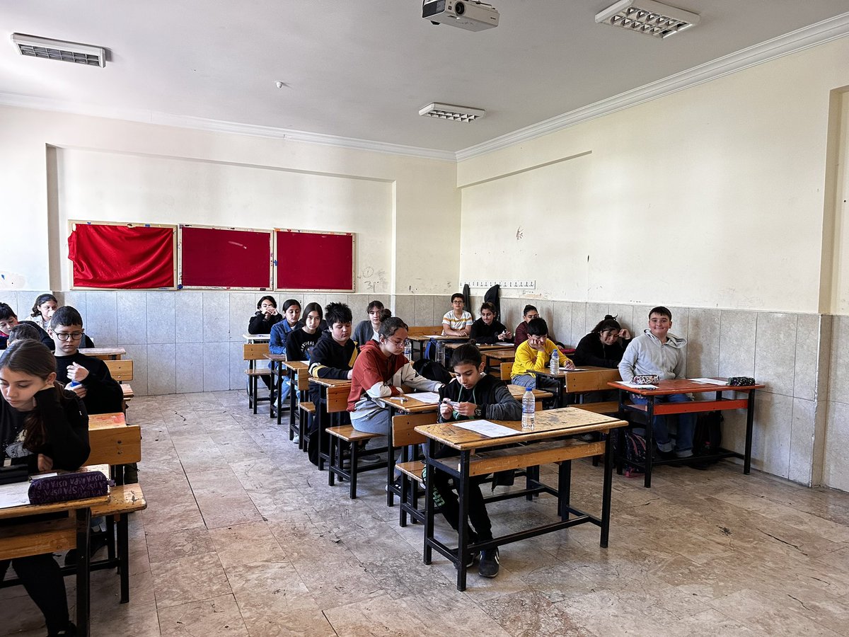 Marmaris Evren Paşa Ortaokulu öğrencileri Türkiye Gençlik Vakfı (TÜGVA) tarafından düzenlenen Türkiye geneli kitap okuma yarışmasında! <a href="/sibelkisaerbaa/">Sibel Kısa</a> <a href="/MarmarisMem/">Marmaris İlçe Millî Eğitim Müdürlüğü</a> <a href="/mugla_mem/">Muğla İl Millî Eğitim Müdürlüğü</a> <a href="/emrecay55/">Emre ÇAY</a>