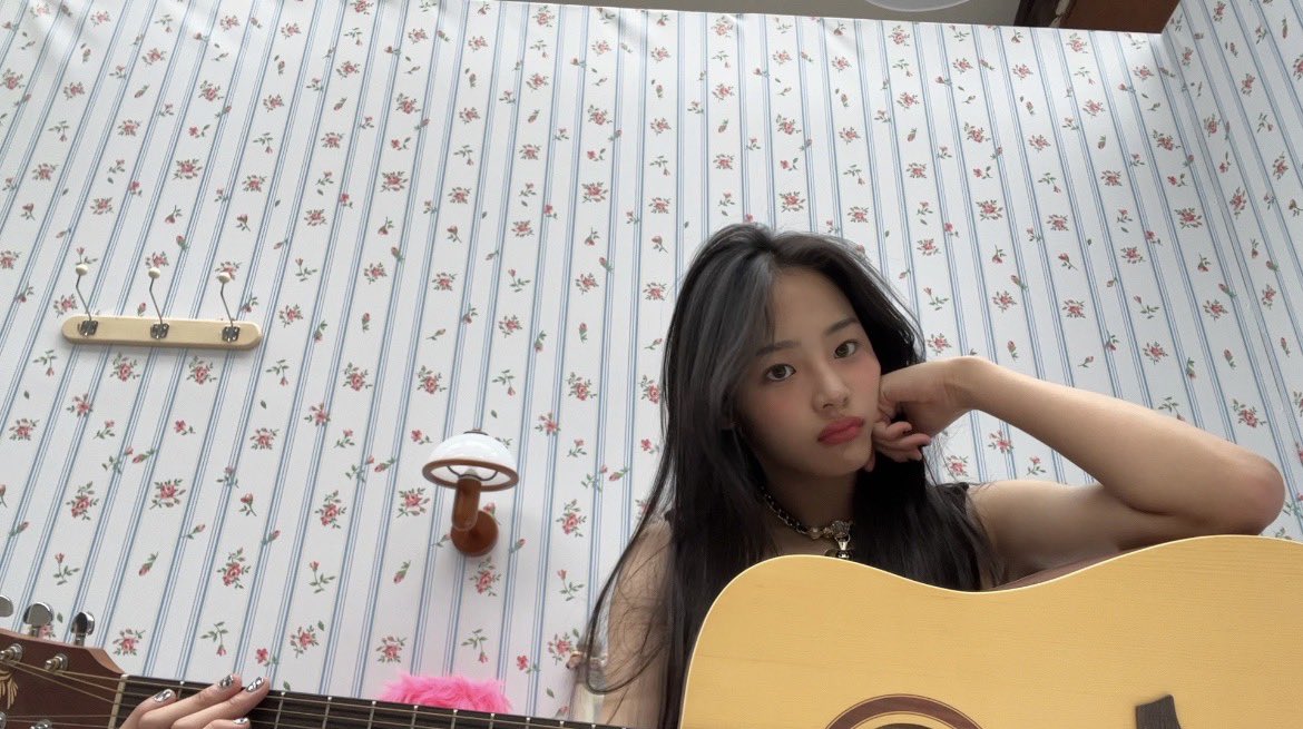 archivenewjns's tweet image. 🎼