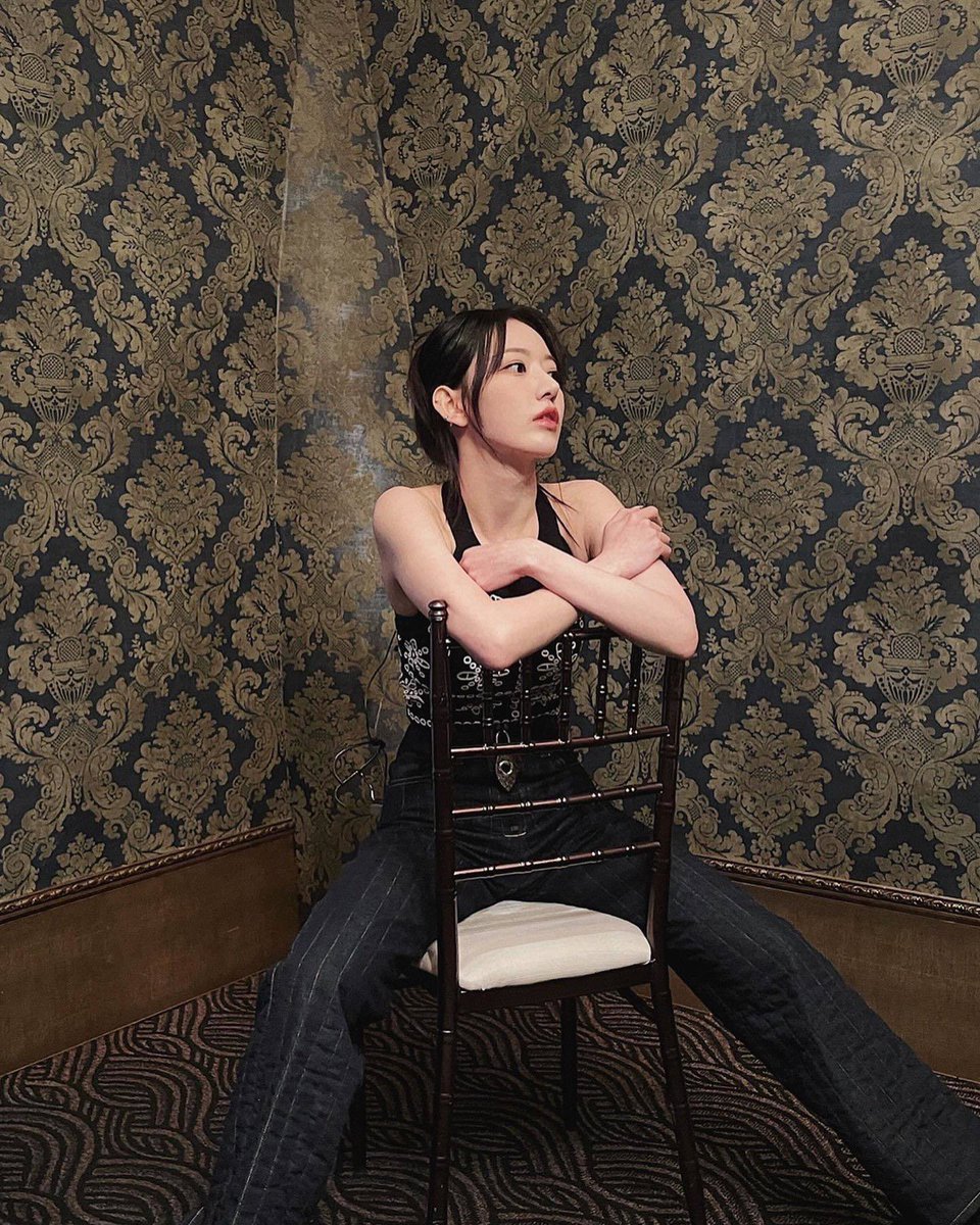 picsofsakura's tweet photo. instagram update
#SAKURAxLouisVuitton
#LVPREFALL2 https://t.co/taw07p7Vqh