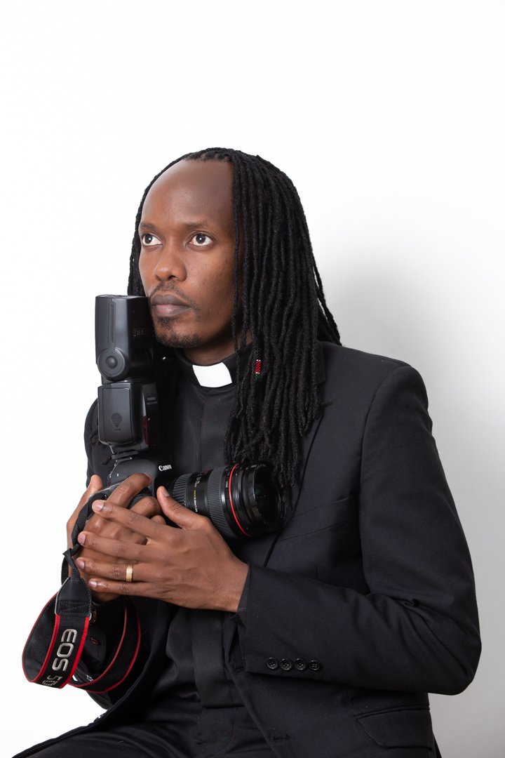 pastorwapicha's tweet photo. HOLY SPIRIT help me know GOD for Who HE is and not just for what HE has.
๐ธ @saruniphotographix
#PastorWaPicha
#PreachingPictures
#WorshipThroughTheLens https://t.co/UwPoYv5OLd