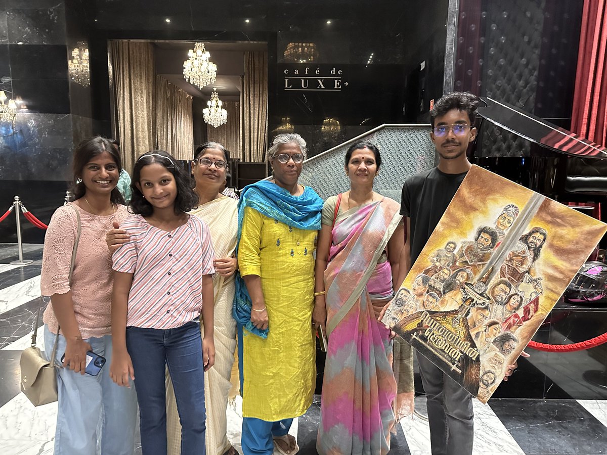 Was surprised to see this young talent @manohms_ an expert in oil pastels painting, who has done a marvelous potrait of #maniratnam’s #PonniyinSelvan2. He owns an impeccable craftsmanship in creating brilliant and innovative piece of work. #gurunanakcollegestudent