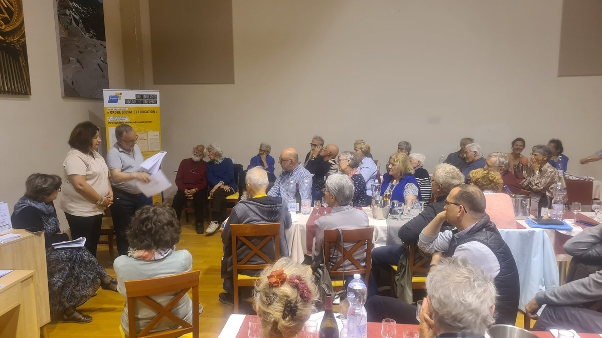 LaurenceBoetti's tweet photo. Ravie d'intervenir au Prieuré de St Dalmas de #Tende dans le cadre du voyage apprenant des semaines sociales où j'ai   apporté mon témoignage 
sur la #coopération #Transfrontalier #DITER @MaRegionSud
@InterregALCOTRA
@_Eusalp
#Mobilité #Roya #CARF #Traindesmerveilles https://t.co/b0BB7Y8NXR