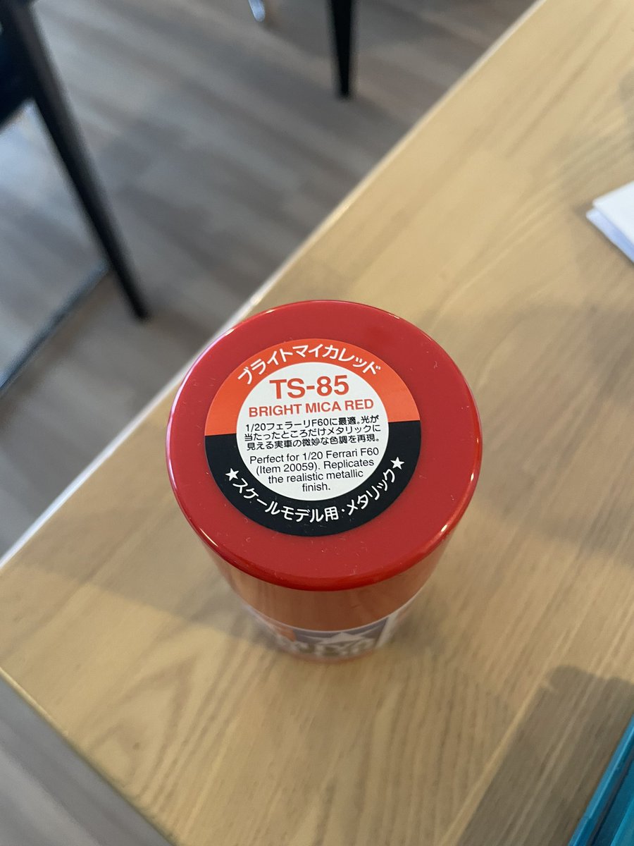 taka2088's tweet photo. 大体塗りお終わり。今回はマルーンを断念してブライトマイカレッドでぬりました。F60の色って書いてあるんだけどマジか?
#sf75
#43 https://t.co/RqRAfc6rA3