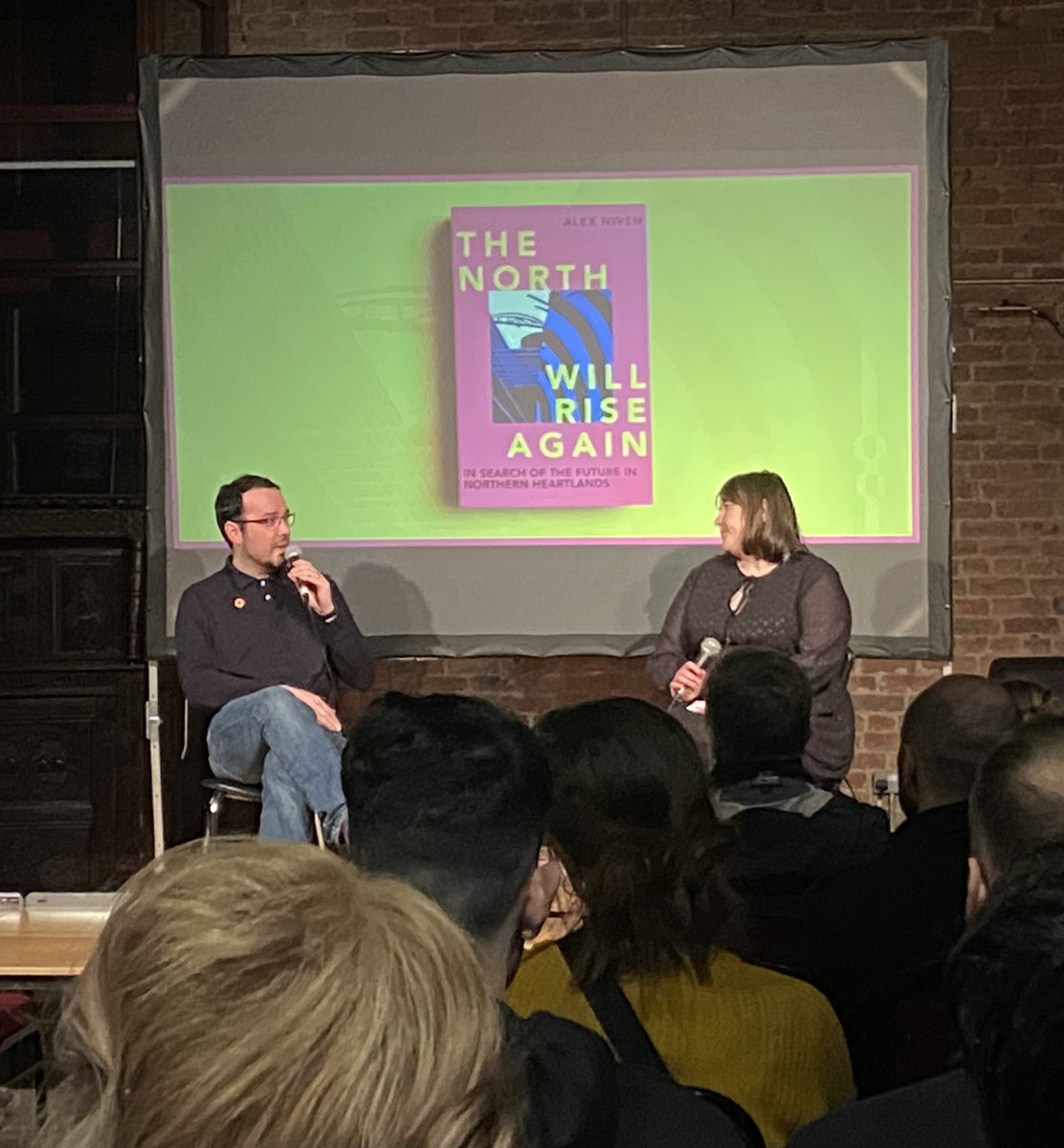 Alex_Niven's tweet image. Had a ball in Manchester &amp;amp; Liverpool this weekend talking to Tom Hazeldine &amp;amp; @fiannahornby about North stuff. Lovely audiences, top hosting from @anthonyburgess, @BlackwellsMcr , @DeadInkBooks &amp;amp; signs of optimism as ever in mere fact of like-minded ppl linking hands IRL