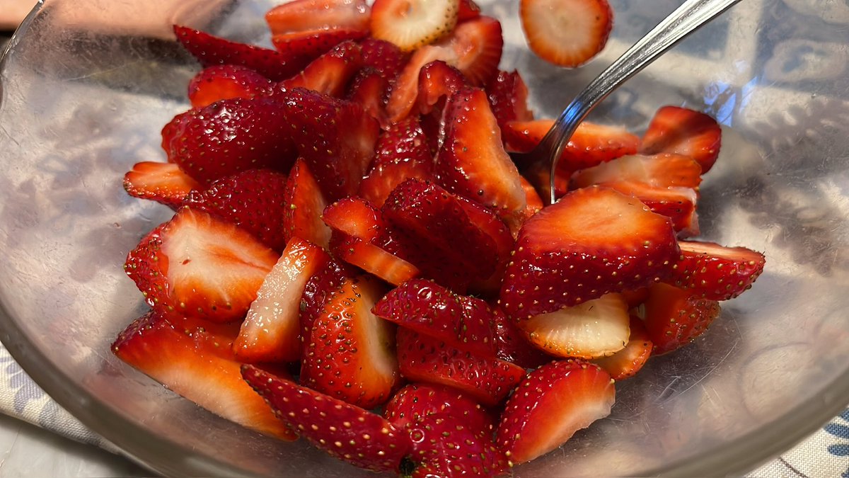 Che buone le #fragole del mio #orto.