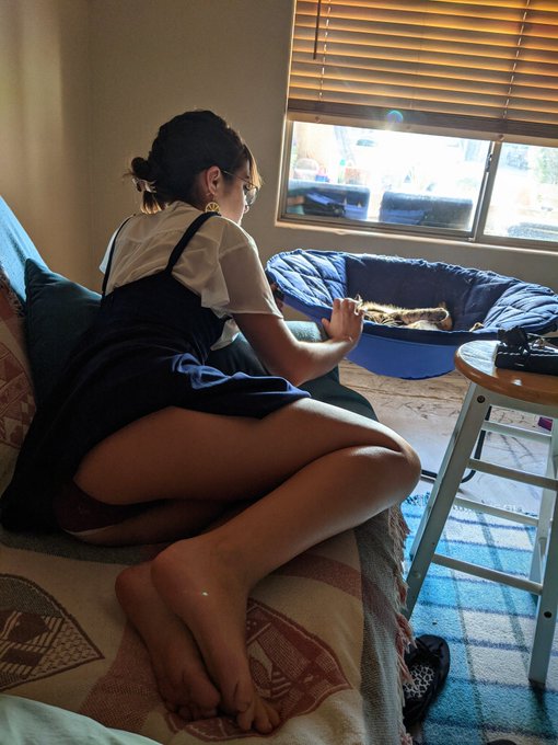 We're chilling and you see me like this..      What's your first move? https://t.co/XrrHcGphMf<a href="/tag/booty"class="tags"><span>#booty</span></a><a href="/tag/onlyfansgirl"class="tags"><span>#onlyfansgirl</span></a>